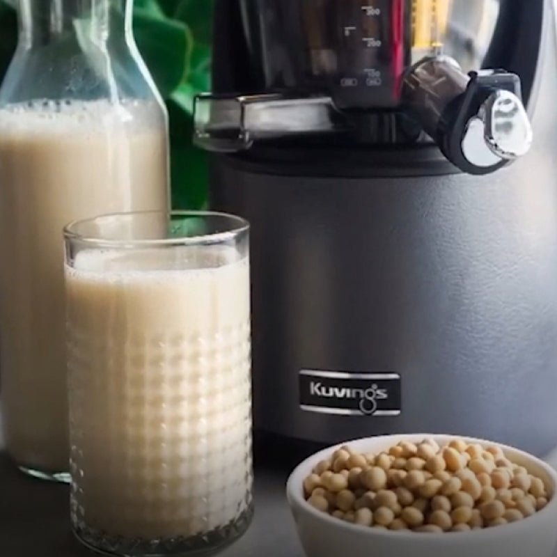 Hausgemachte Sojadrink
