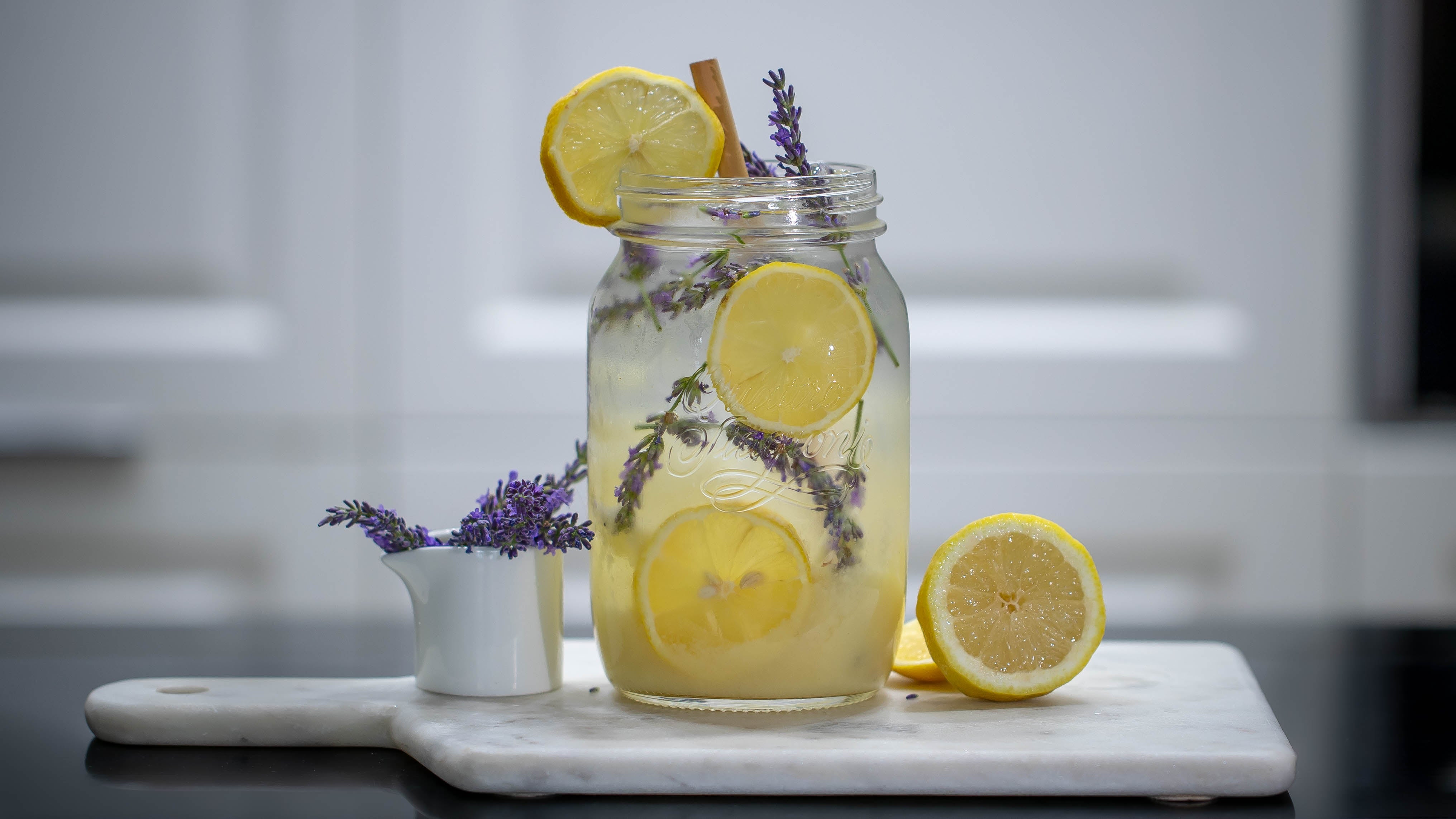 Healthy Lavendel Lemonade