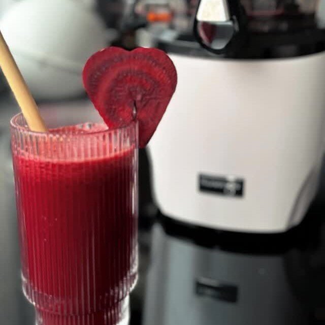 Jeden Morgen Power Saft